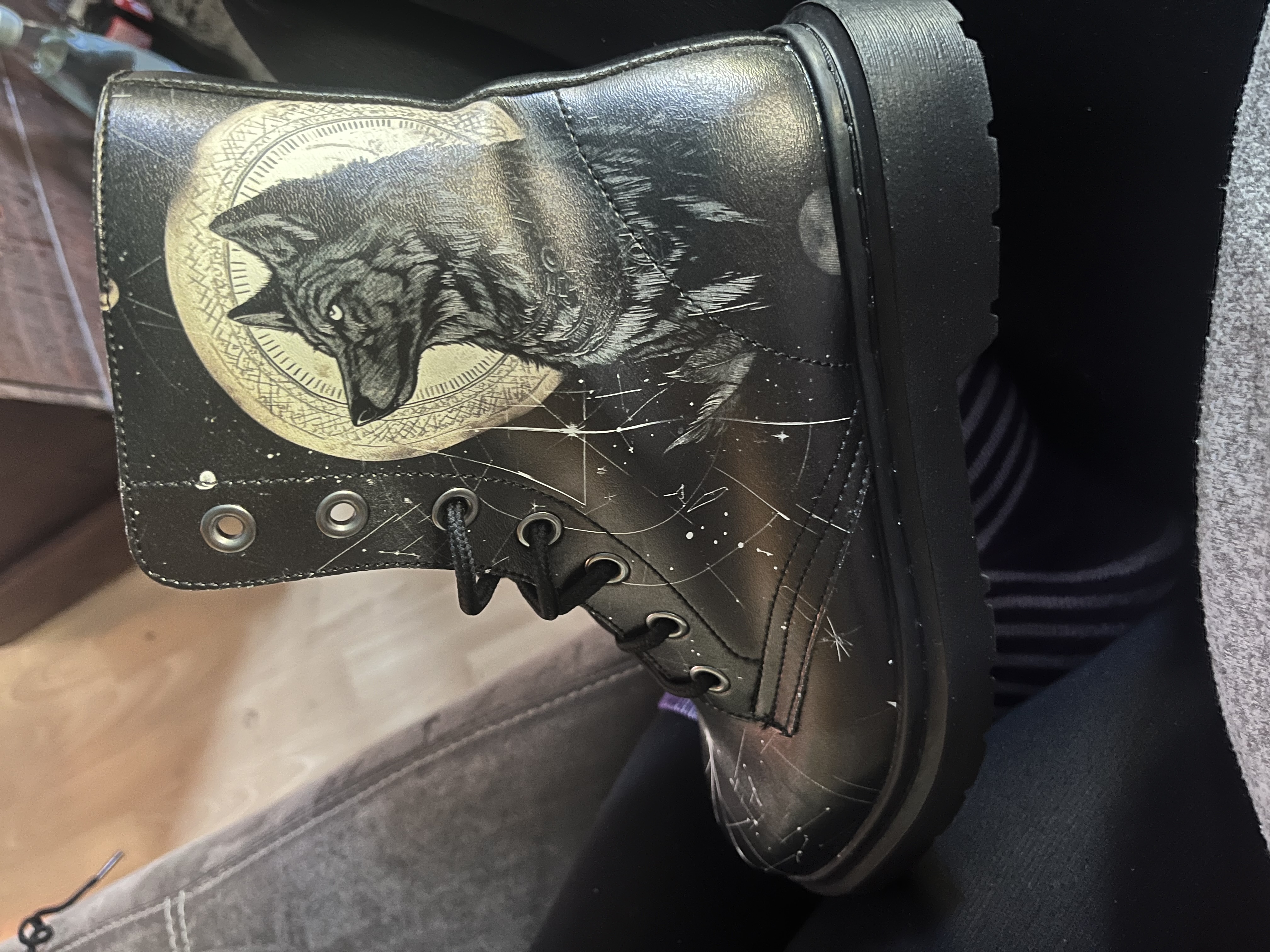 Vorschaubild: Meine neuen Schuhe frisch importiert